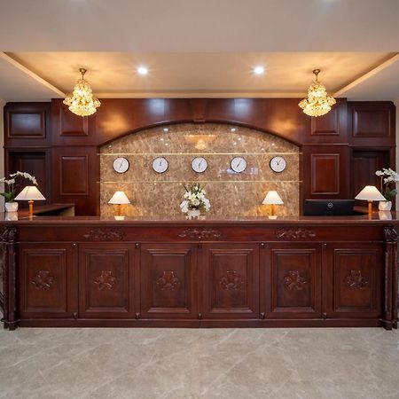 The Hub Hotel - Airport Ho Chi Minh City Bagian luar foto