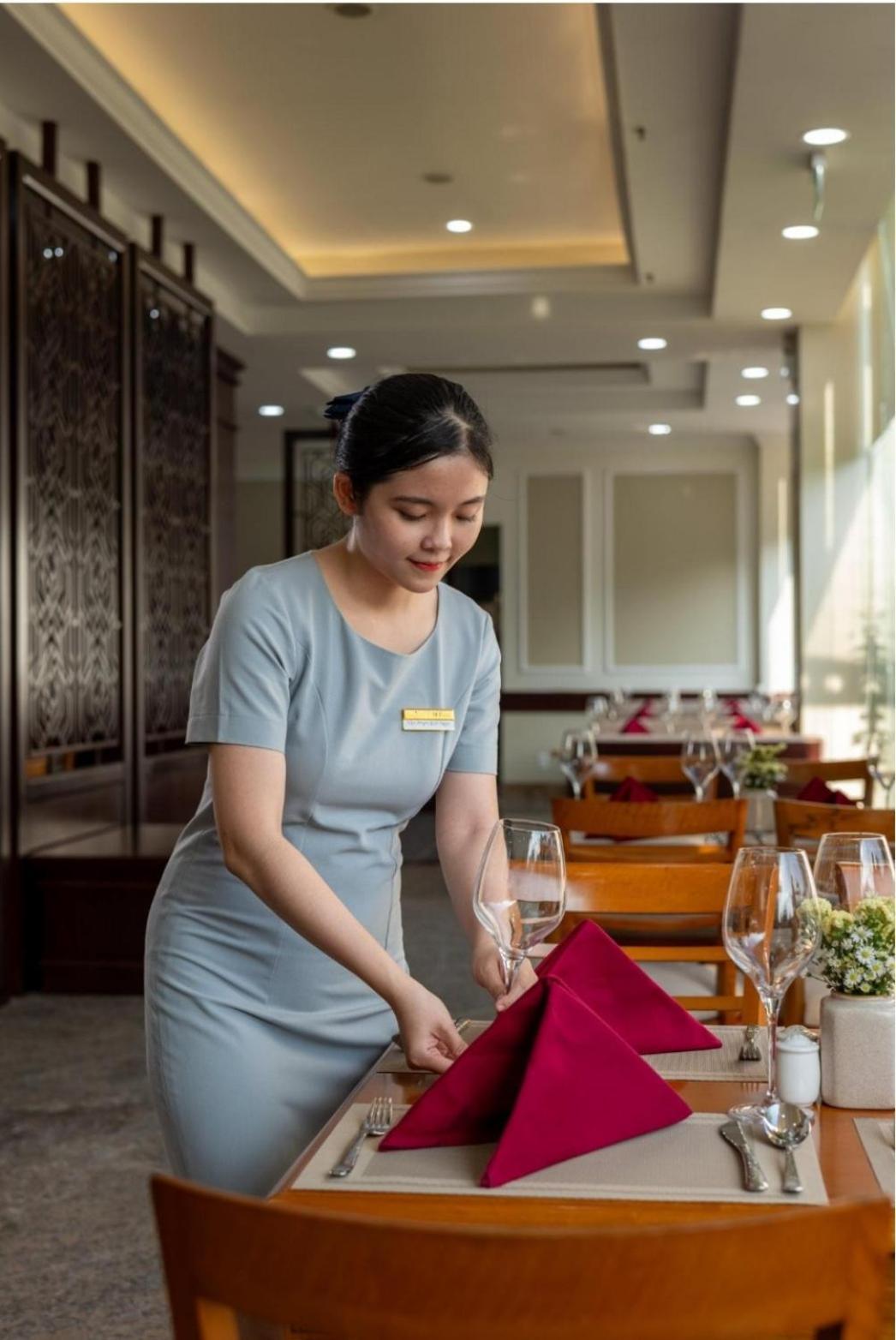 The Hub Hotel - Airport Ho Chi Minh City Bagian luar foto