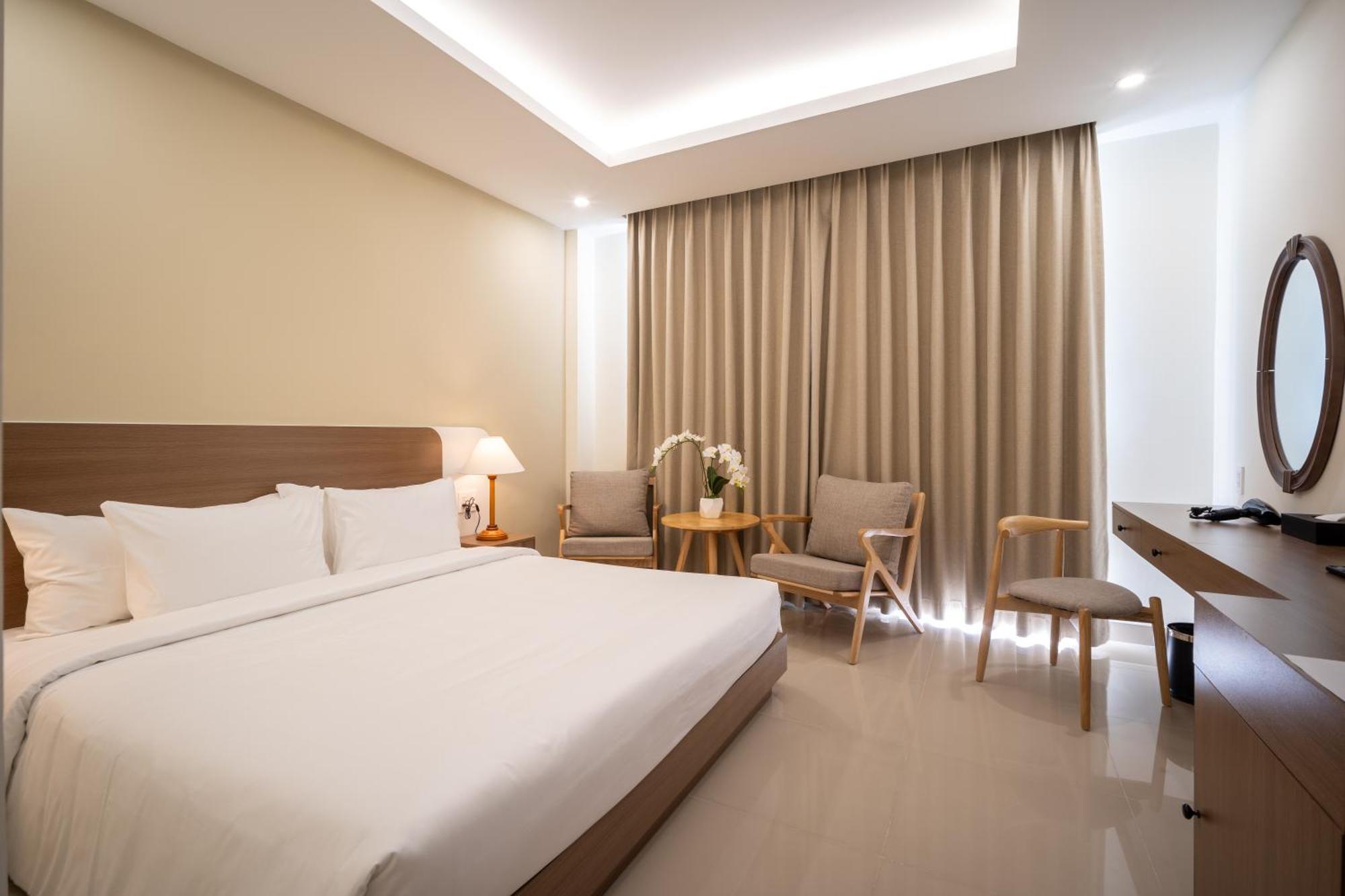 The Hub Hotel - Airport Ho Chi Minh City Bagian luar foto